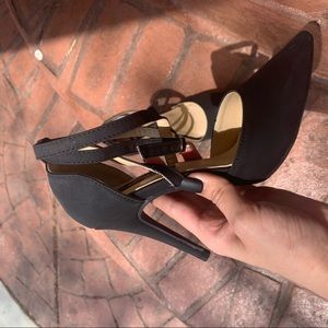 BRAND NEW BLACK HEELS